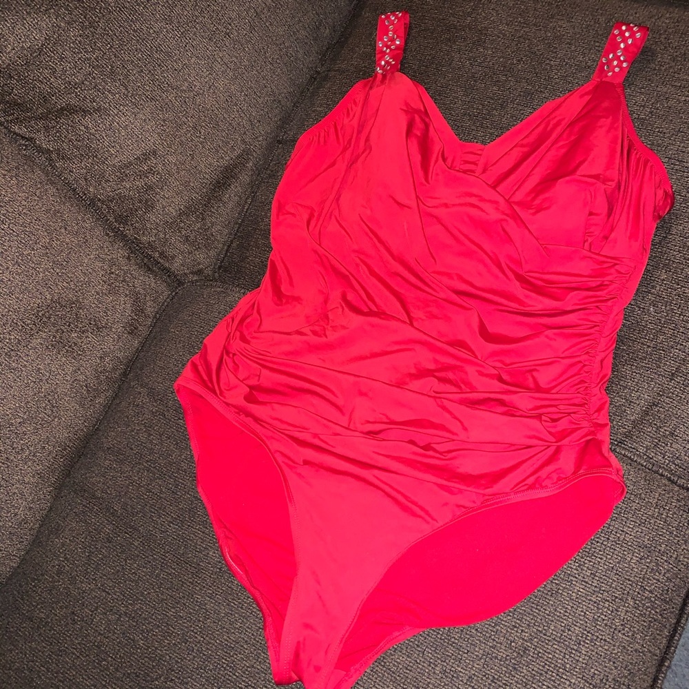 Solid Novelty Shoulder Draped Surplice Swimsuit - image 4